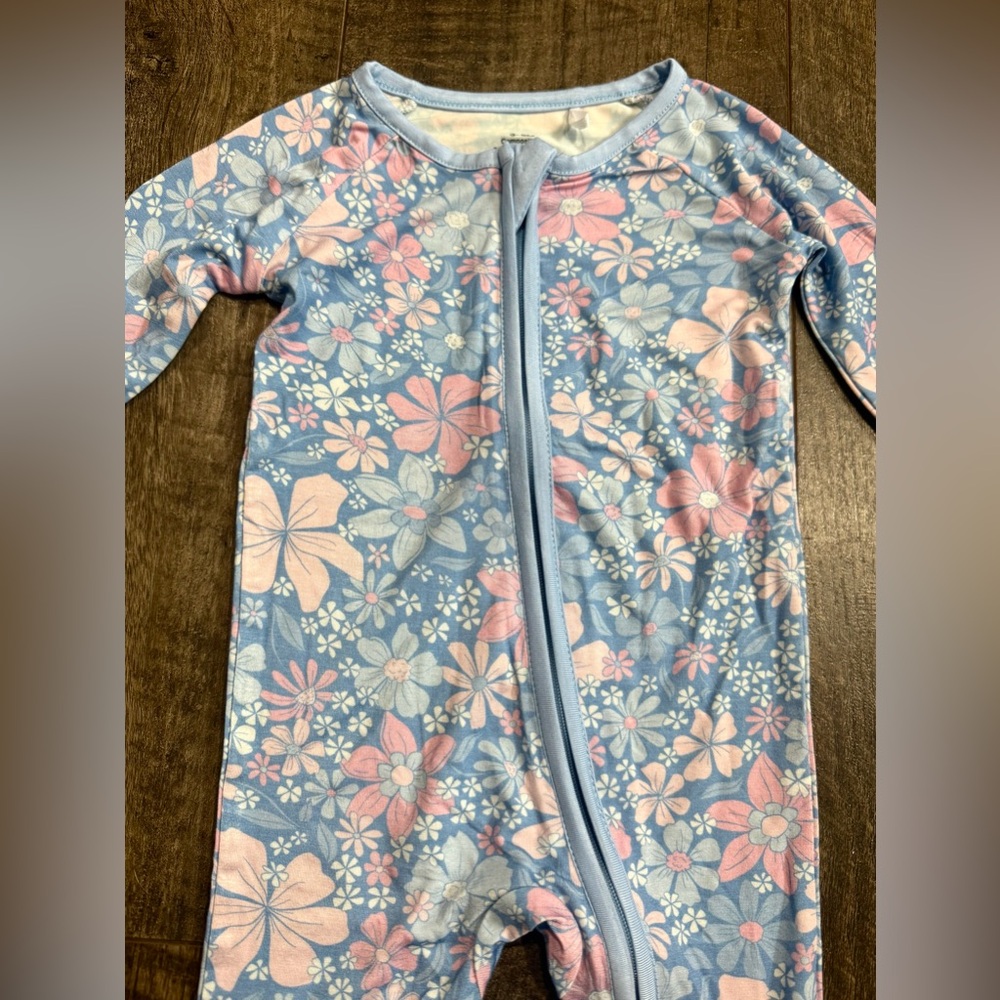 Baby Girl Blue Floral Print Bamboo Zipper Sleeper 0-3m - Picture 2 of 3